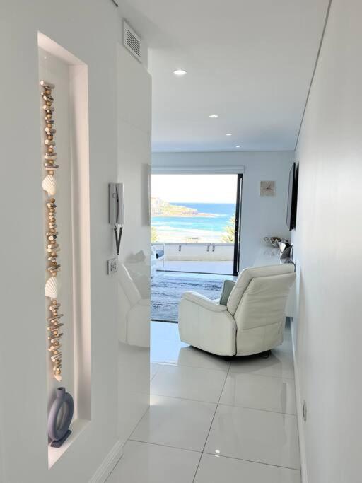 Bondi Beach Waves Beachfront Apartment Сидней Экстерьер фото