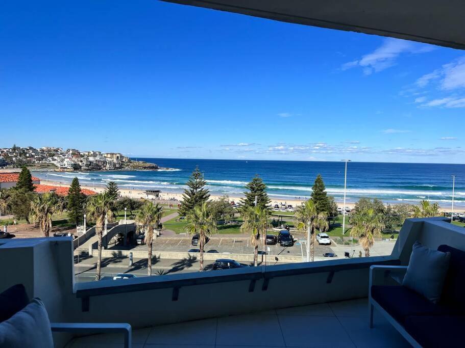 Bondi Beach Waves Beachfront Apartment Сидней Экстерьер фото