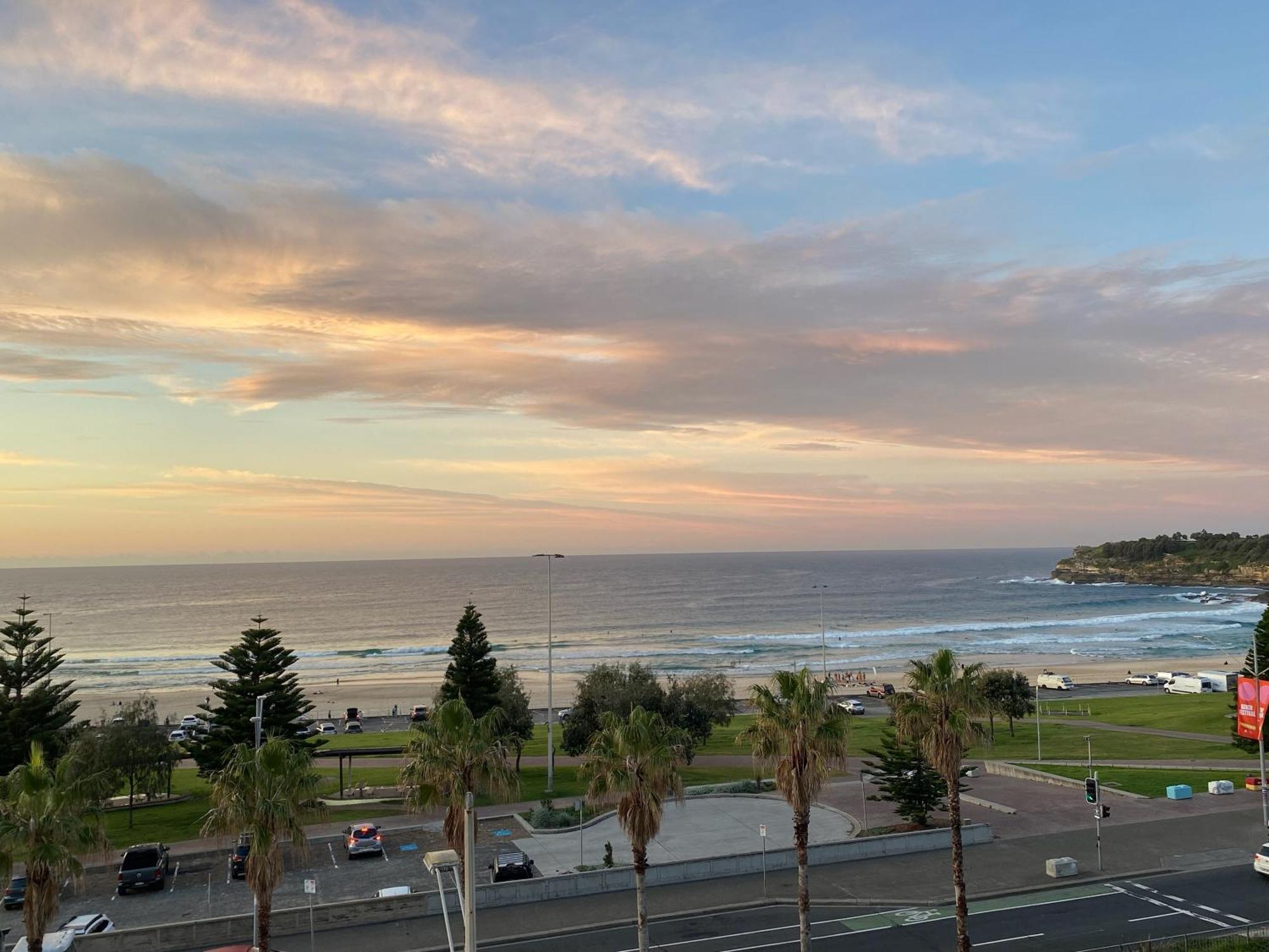 Bondi Beach Waves Beachfront Apartment Сидней Экстерьер фото